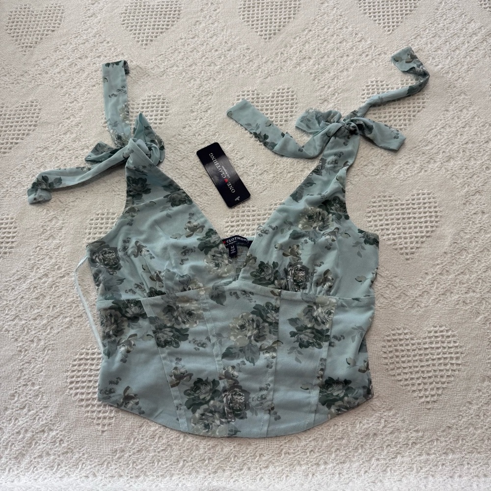 NWT One Clothing Los Angeles Floral Corset Looking Tank Top (M)
